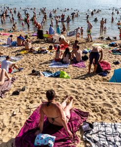 "Każde ciało jest dobre na plażę". W Hiszpanii ruszyła letnia kampania
