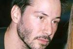 Keanu Reeves w ciemnym zwierciadle