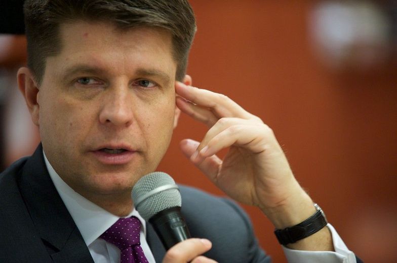 Petru: plan Morawieckiego to pic na wodę