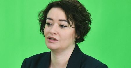 Spojrzał na buty Żukowskiej. "Wołają o pomstę do nieba"