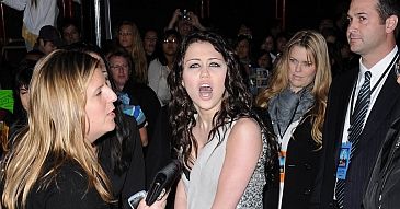 Miley Cyrus jednak nie lubi paparazzi