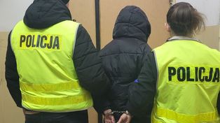 Włocławek: Kobieta seryjne rysowała auta na osiedlowych parkingach. Została zatrzymana po pościgu