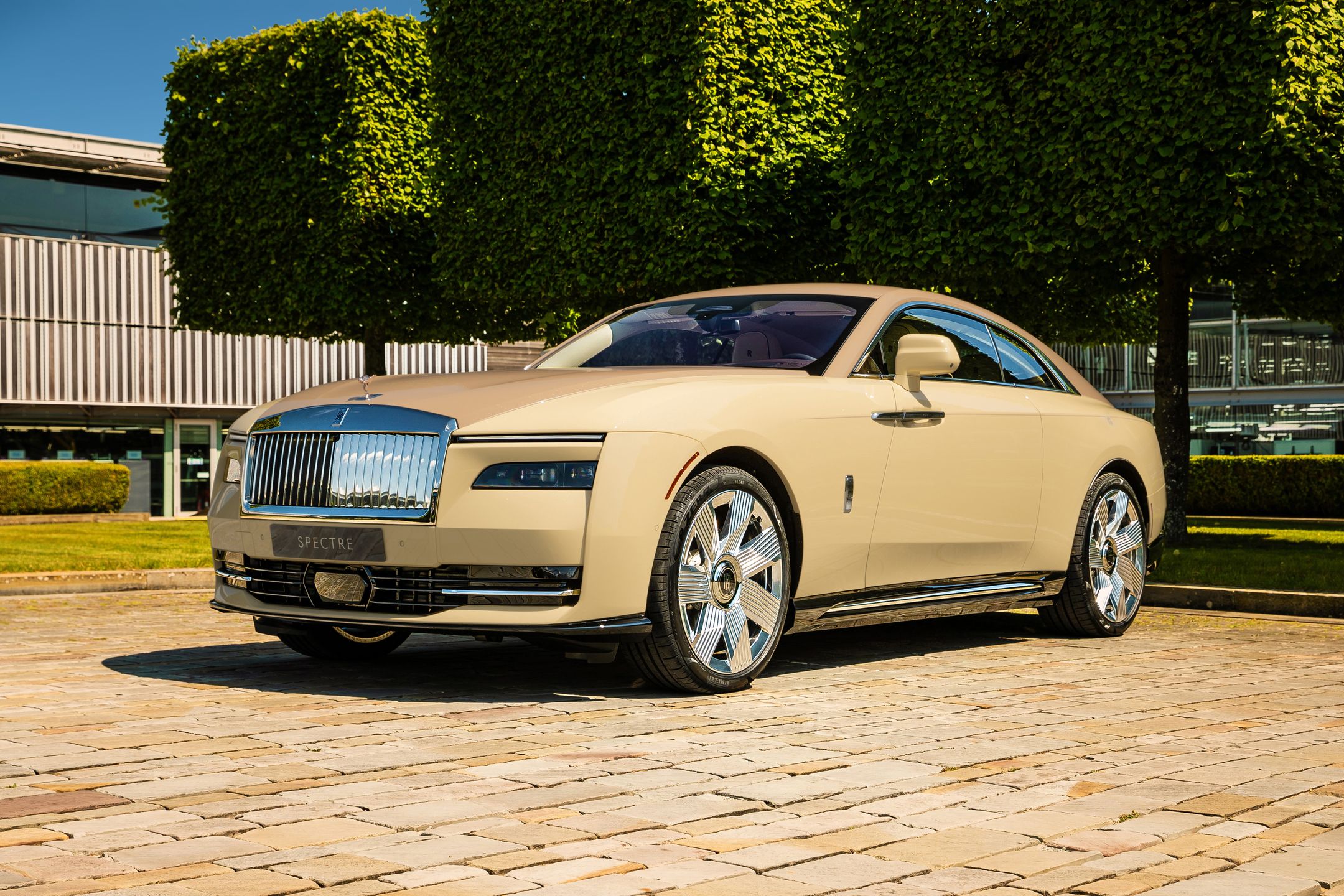 Rolls-Royce Spectre Bailey