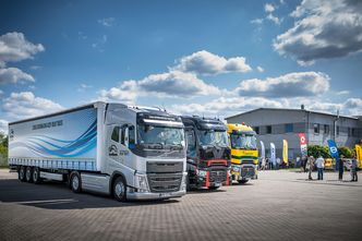 Młody kierowca już na starcie z wysokimi zarobkami. Może się równać z informatykami