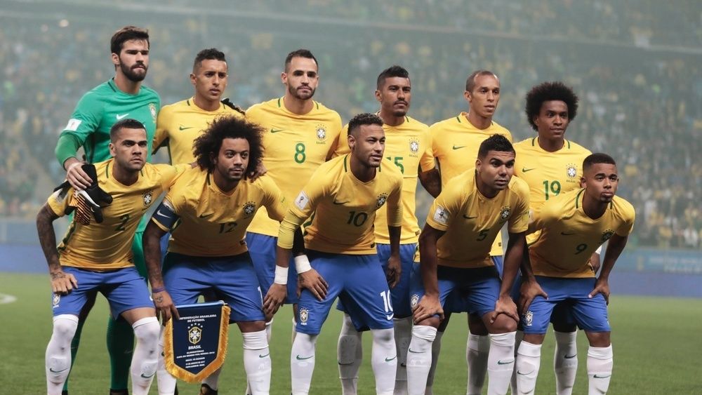 Polska wyjdzie z grupy, ale odpadnie w 1/16 finału - tak wynika z symulacji