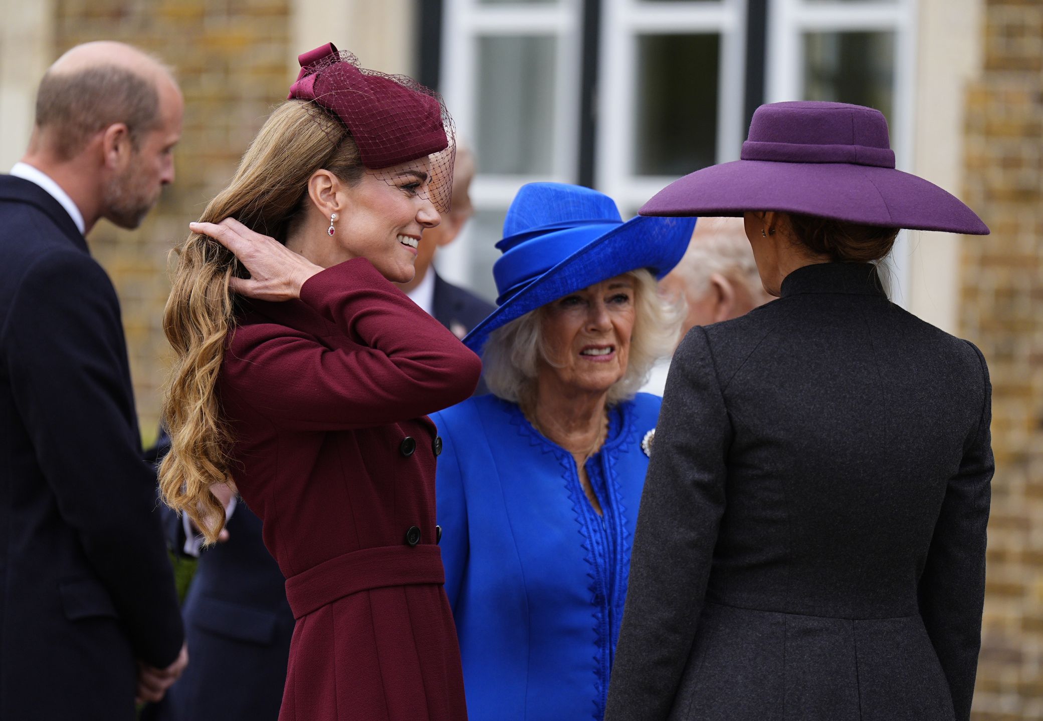 Księżna Kate, królowa Camilla i Melania Trump