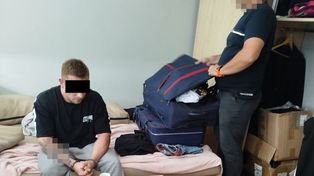 Warszawa: Miał torebkę amfetaminy. Policjanci przyszli w domu