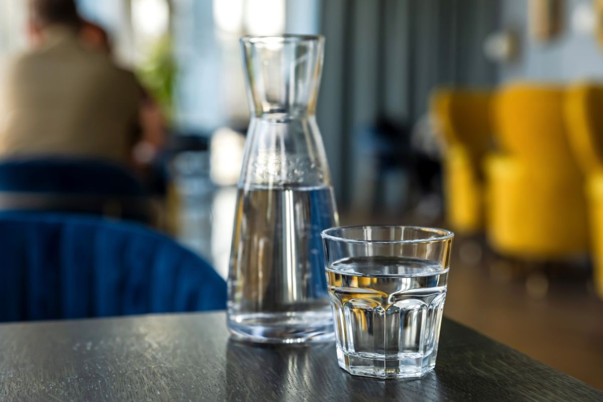Kranówka w restauracjach gratis? Oto zdanie Polaków. Ogromna przewaga