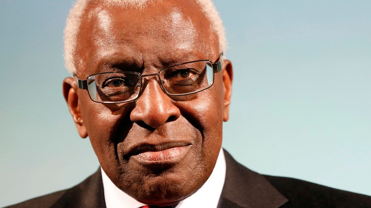 PAP/EPA / SEBASTIEN NOGIER / Na zdjęciu: Lamine Diack