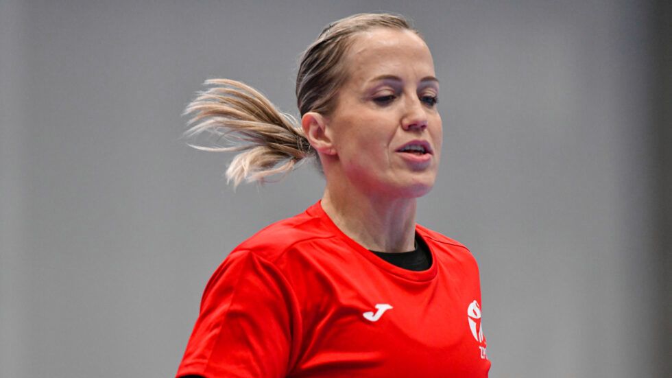 Materiały prasowe / ZPRP/Paweł Bejnarowicz / Na zdjęciu: Heidi Loke na treningu reprezentacji Polski kobiet