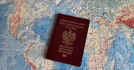 Polski paszport lepszy od amerykańskiego. Jeden z "najsilniejszych" na świecie