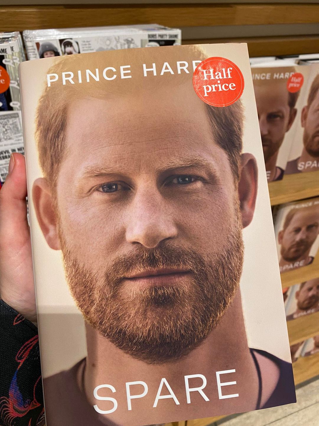 Ekspozycja książki Harry'ego w londyńskim sklepie Waterstones