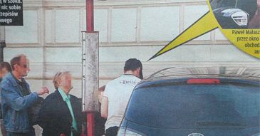Małaszyński też parkuje na przystanku!