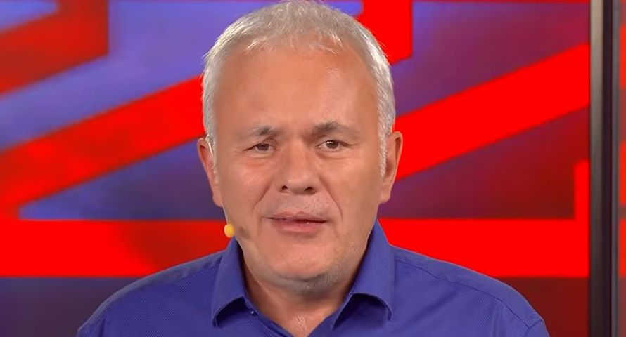Mazurek powtórzył w Kanale Zero wersję polityków PiS. Szef Urzędu zaprzecza