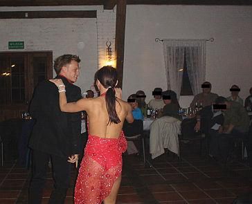 Herbuś uczyła tańczyć pijanych gości na weselu!