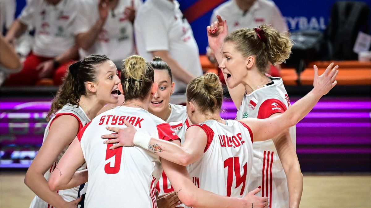 Zdjęcie okładkowe artykułu: Materiały prasowe / FIVB / Na zdjęciu: siatkarki reprezentacji Polski