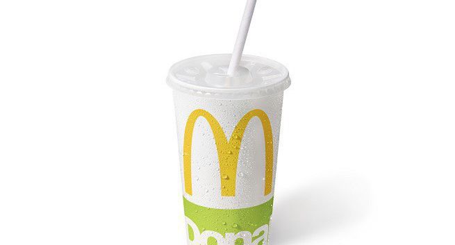 McDonald’s rezygnuje w Polsce z plastikowych słomek, nowe kubki lodów McFlurry