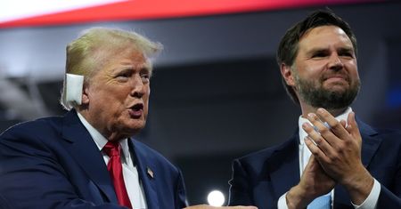 Były finansista z namaszczeniem na wiceprezydenta. Trump stawia na J.D. Vance'a