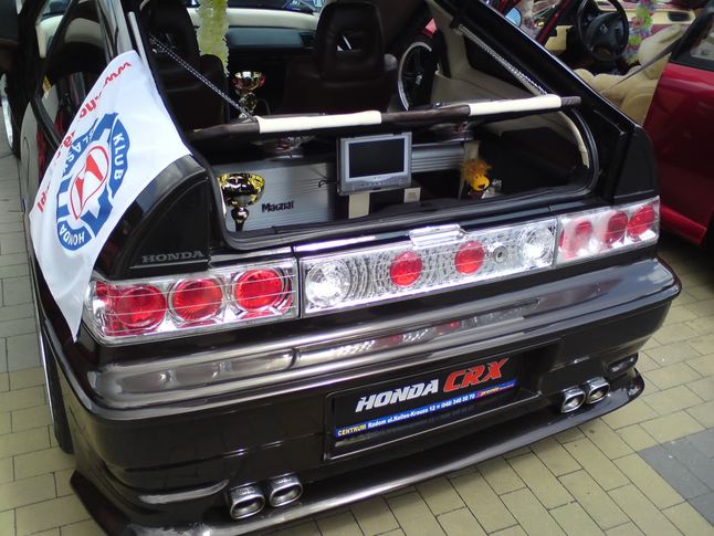 Honda CRX (fot. photobucket.com)
