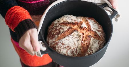 Zapach tego chleba zawładnął klatką. Sąsiadki pukają do drzwi po przepis