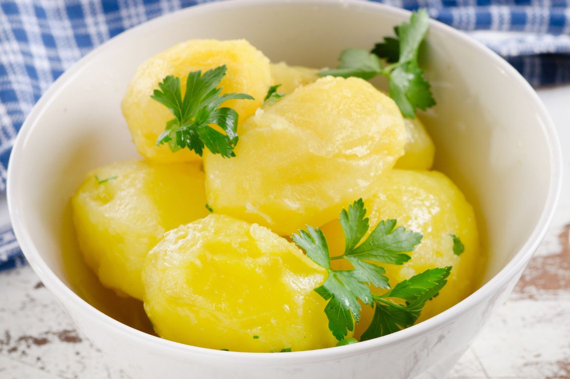 Jedzenie takich ziemniaków pomaga schudnąć. Wiele osób wciąż nie ma świadomości