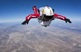 Baumgartner bije kolejny rekord. Na YouTube!