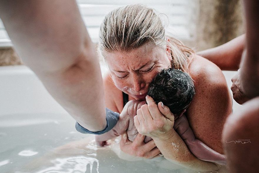 Tak rodzą kobiety. Niesamowite zdjęcia z porodów, które zebrano i wyróżniono w największym tego typu konkursie fotograficznym na świecie 5