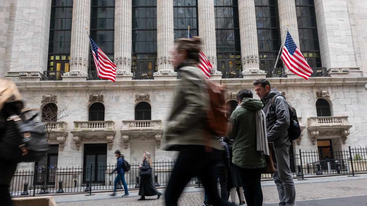 NEW YORK, NEW YORK - MARCH 06: People walk by the New York Stock Exchange (NYSE) on March 06, 2024 in New York City. Following a fall of over 400 points yesterday, the Dow was trading up over 200 points in morning trading ahead of Federal Reserve Chair Jerome Powell on Capitol Hill saying the central bank could lower interest rates this year.  (Photo by Spencer Platt/Getty Images)