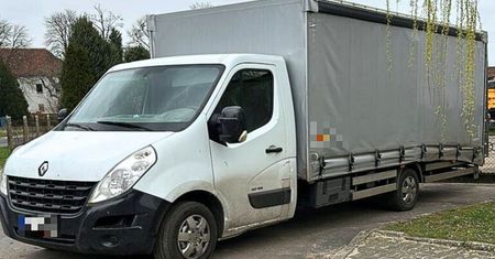 Zatrzymali auto dostawcze do kontroli. Odkrycie służb z Lubina