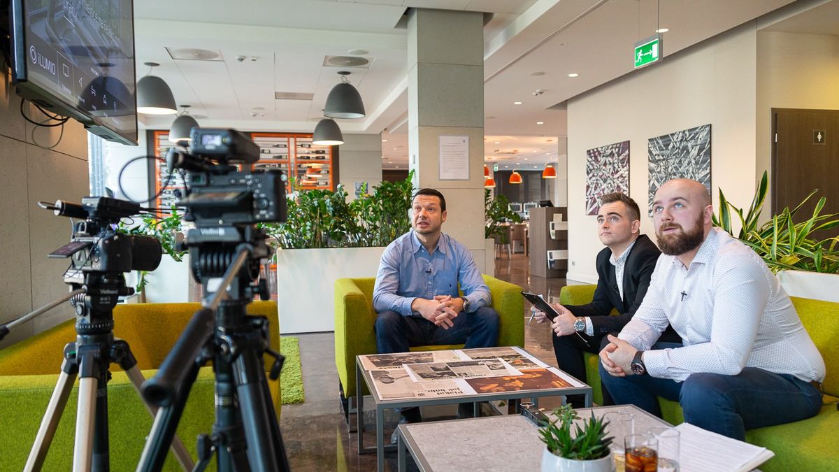 Facebook / Jacek Rydecki / Na planie 