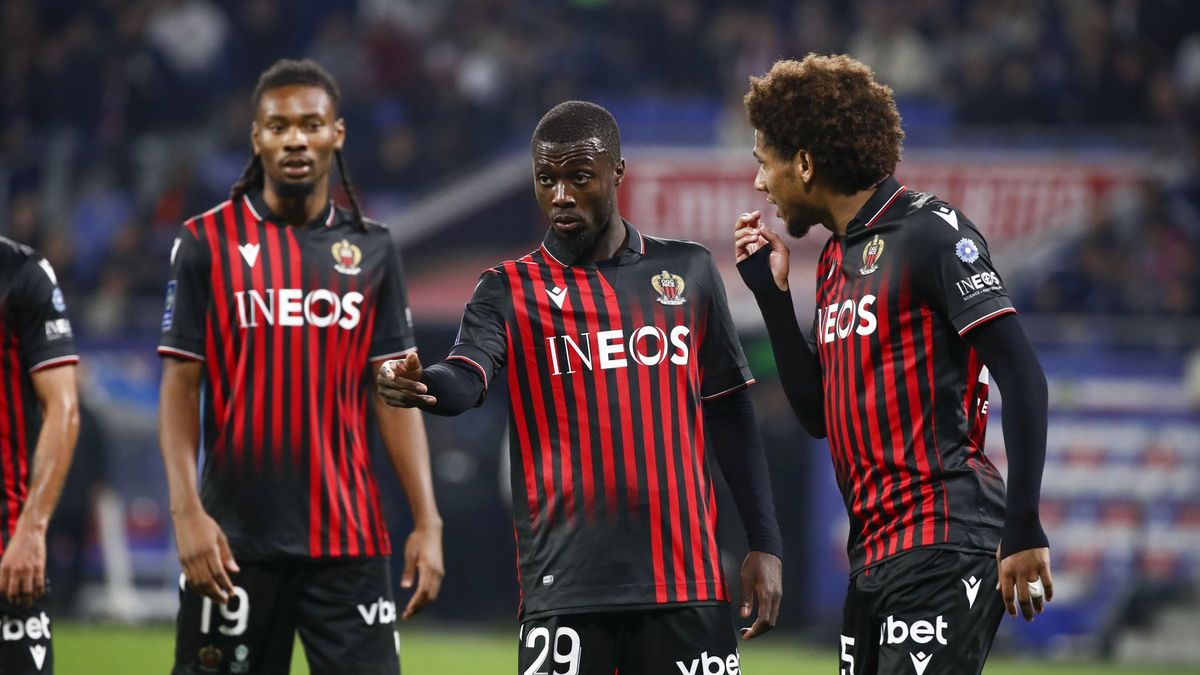 Getty Images / Catherine Steenkeste / Na zdjęciu: piłkarze OGC Nice