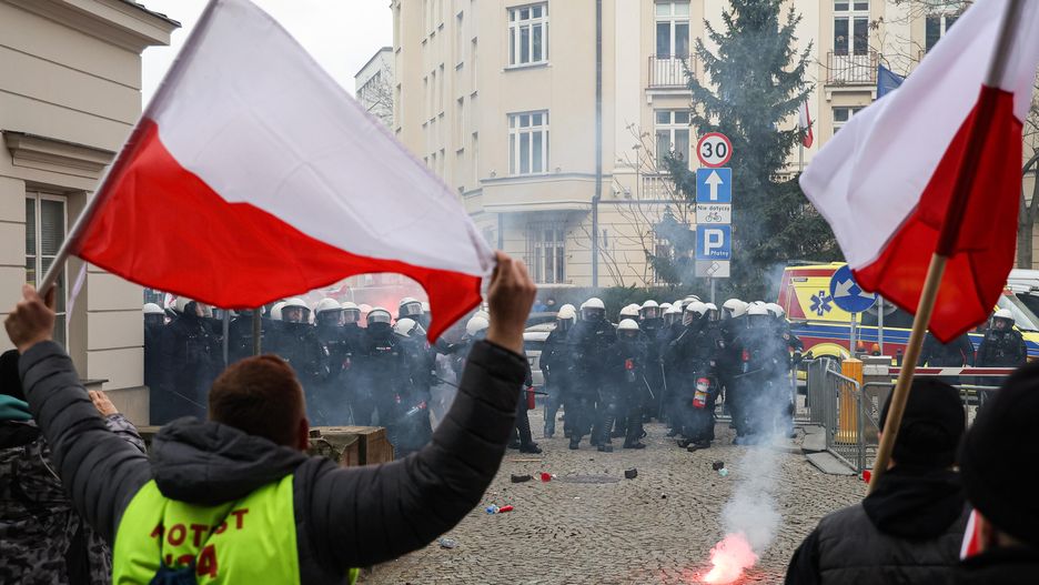 Są pierwsze wyroki po środowych starciach w Warszawie