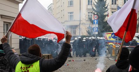 Są pierwsze wyroki po środowych starciach w Warszawie