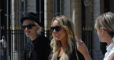 Lindsay uprawia seks z Samanthą