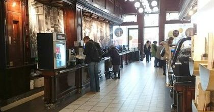 Nie poznalibyście, że to Biedronka. Nowy sklep tej sieci na krakowskim Rynku to nie dyskont