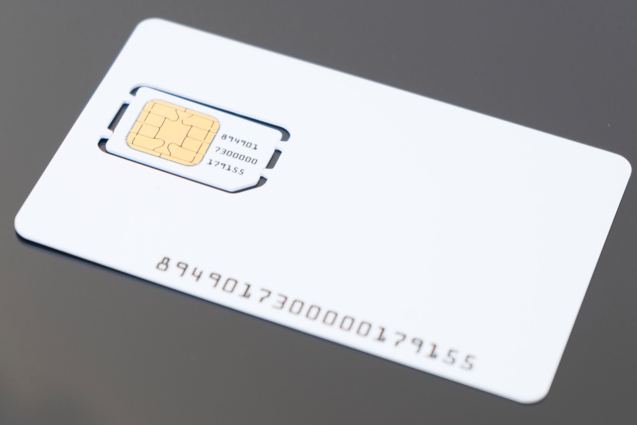 Kontroler kryptograficzny na karcie SIM