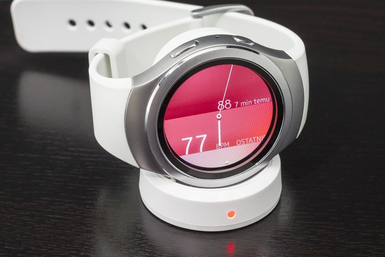 Samsung Gear S2. Może smartwatch BlackBerry byłby lepszy?