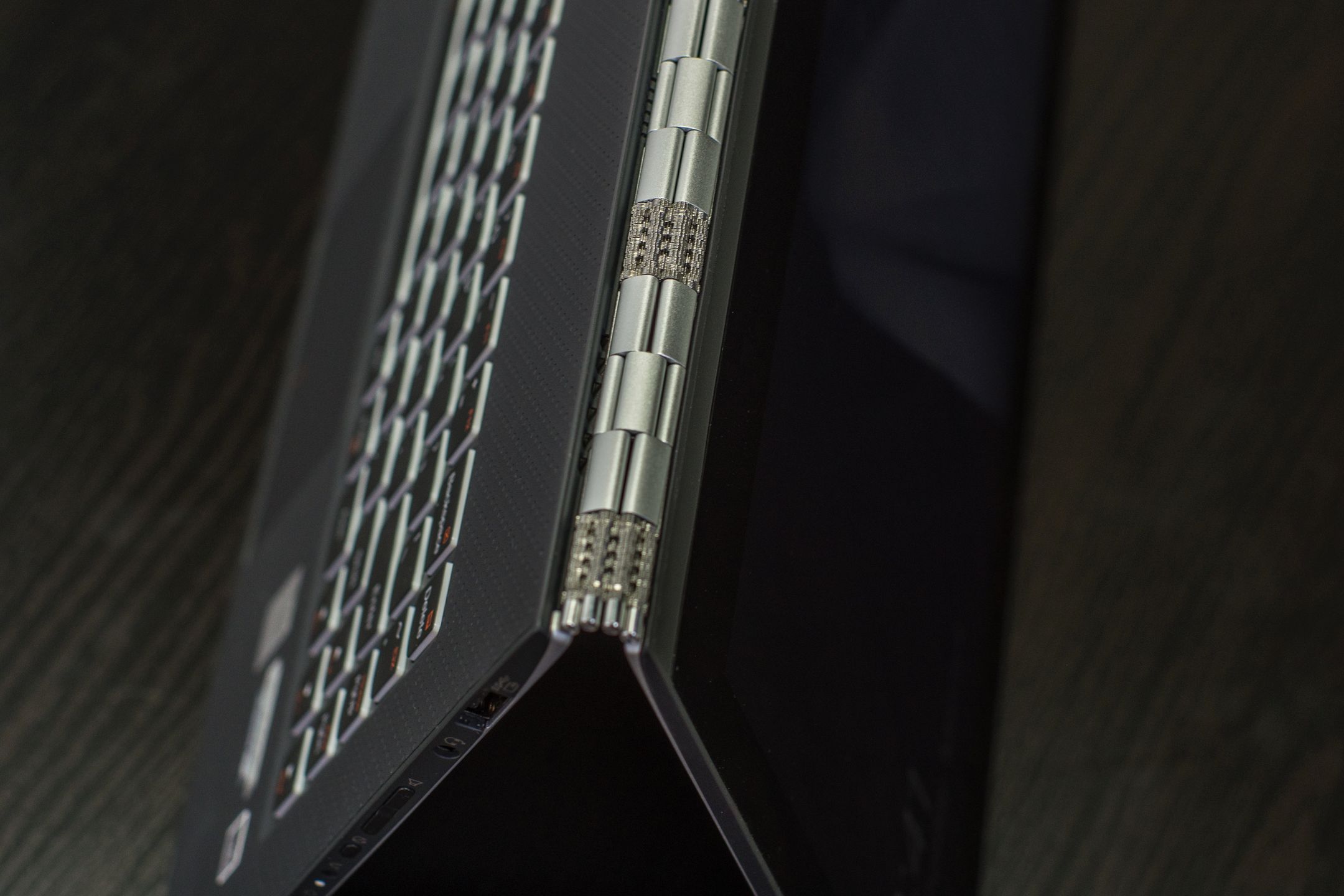 Lenovo Yoga 3 Pro – figury zazdrości jej nawet nowy MacBook 4