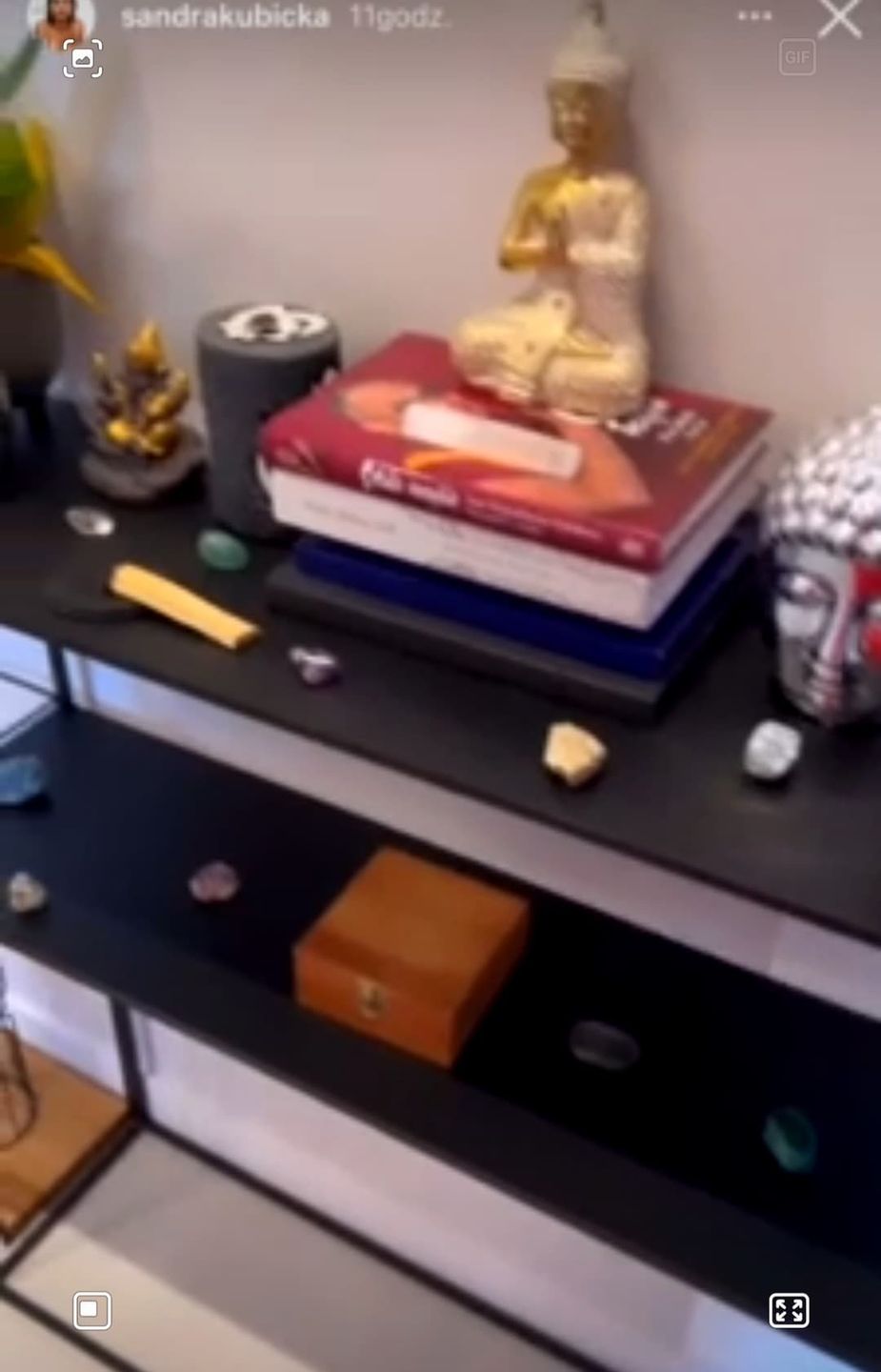 Sandra Kubicka pokazała ołtarzyk