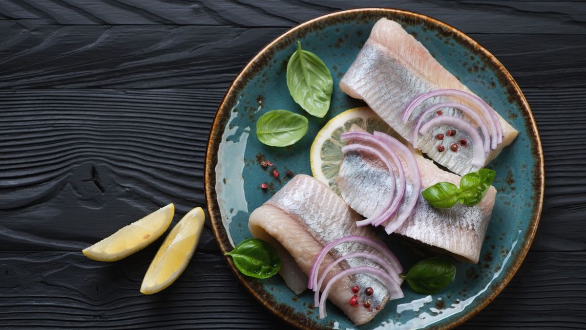 Keto śledzie pod pierzynką