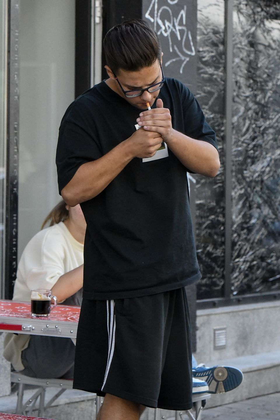 Allan Krupa widziany na ulicach Warszawy