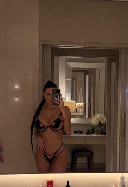 Justyna Gradek w bikini