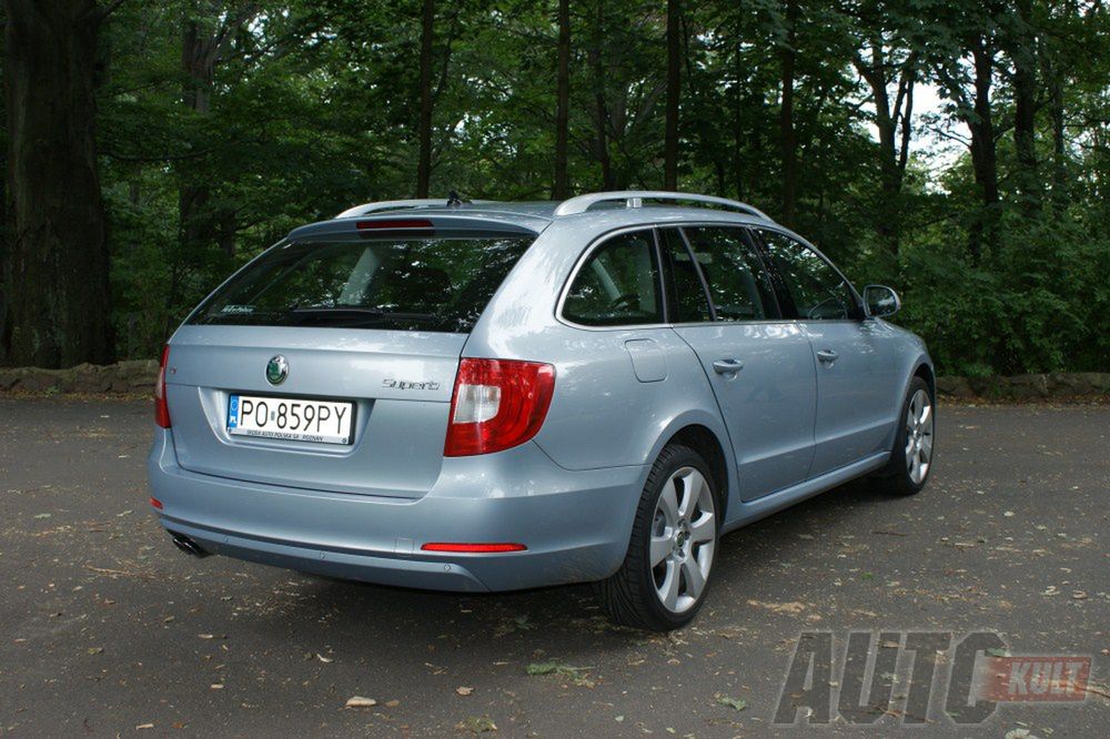 Skoda Superb kombi