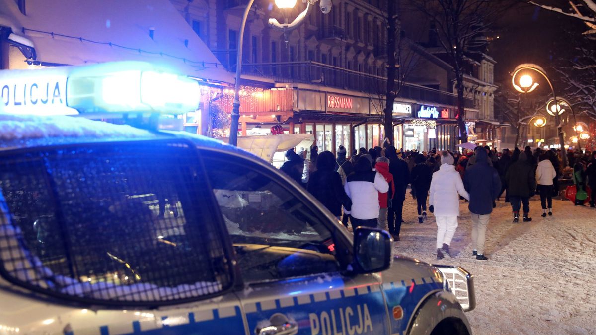 Zakopane. Tłumy turystów w zimowej stolicy Polski