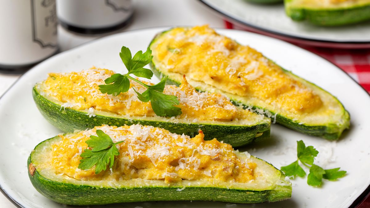 Faszerowana cukinia z tuńczykiem i ricottą