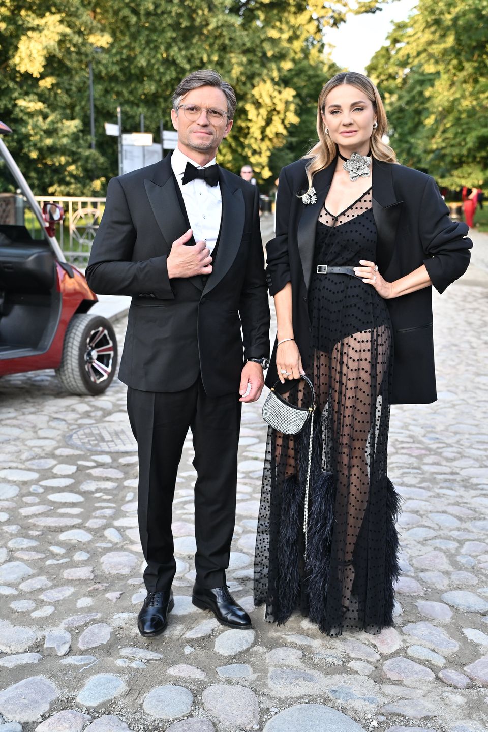 Gwiazdy meldują się na balu u Omeny Mensah i Rafała Brzoski