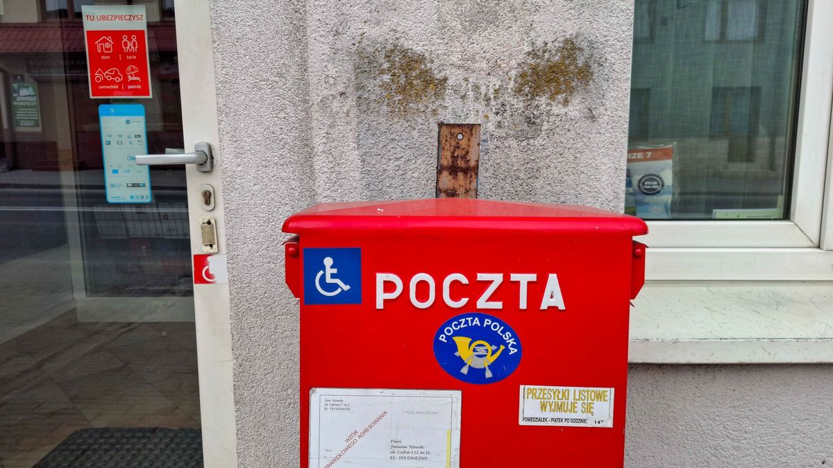 Prezes Poczty Polskiej odpowiada na zarzuty dotyczące umowy 