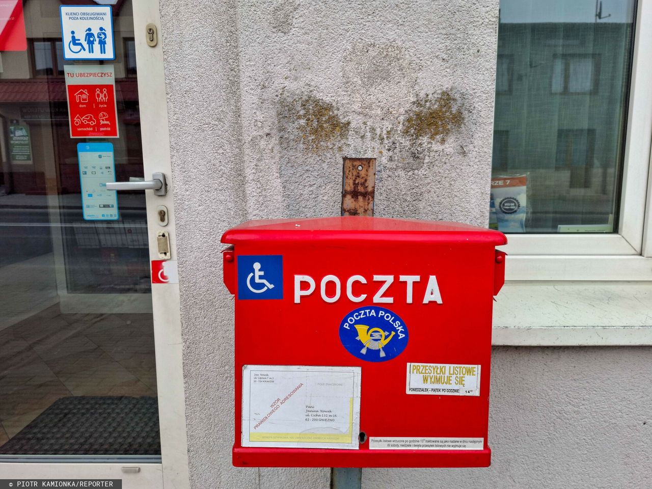Fala krytyki po decyzji Poczty. Prezes tłumaczy się z umowy z Temu