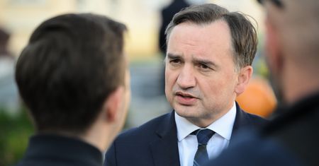 Chcą przesłuchania Ziobry mimo choroby. "Biegły oceni stan zdrowia"