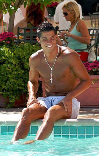 Cristiano Ronaldo wybrany "idealnym gejem"!